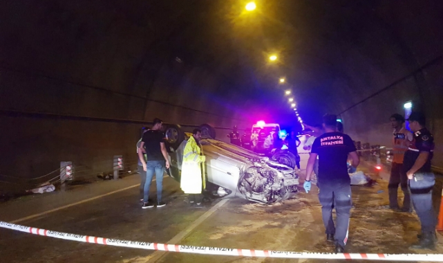 Tünelde Feci Kaza:2 Ölü