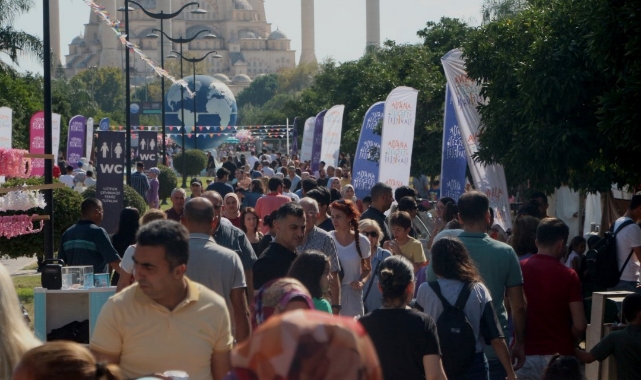 Uluslararası Adana Lezzet Festivali'ne 923 Bin Kişi Katıldı