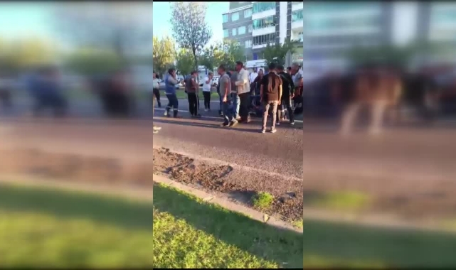 Yolun Karşısına Geçmek İsterken Otomobil Çarptı