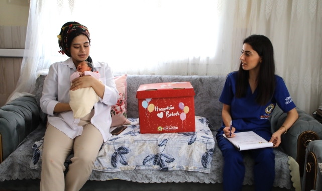 Yüreğir’de Yeni Doğan Bebeklere ‘Hoş Geldin’ Hediyesi