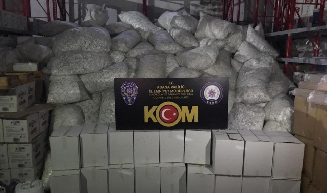 52 Milyon 100 Bin Makaron Ele Geçirildi