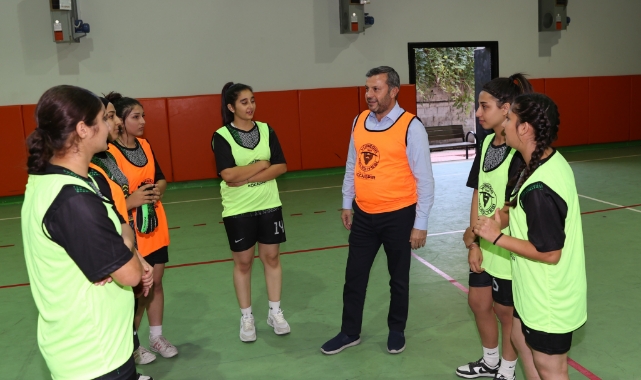 Başkan Kocaispir Öğrencilerin İsteklerine Kayıtsız Kalmadı