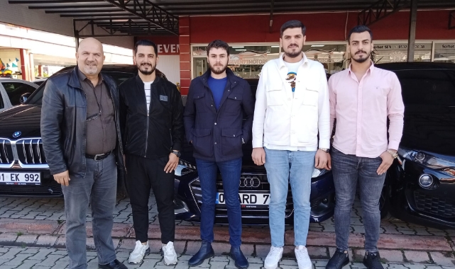 'İKİNCİ ELİN KALBİ  SEVEN 77 MOTORS AUTO'DA ATIYOR'