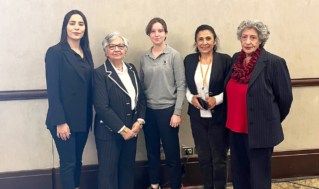 ‘Kadın Hakları Mücadelesi  İnsan Hakkı Mücadelesidir’
