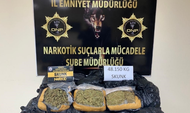 Kargo kamyonundan 48 kilo uyuşturucu çıktı