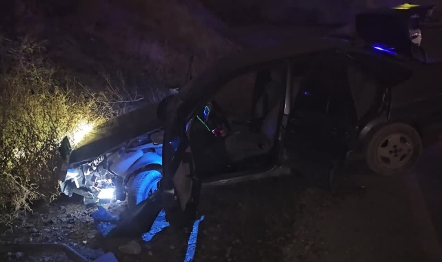 Polisten Kaçarken Kaza Yaptı