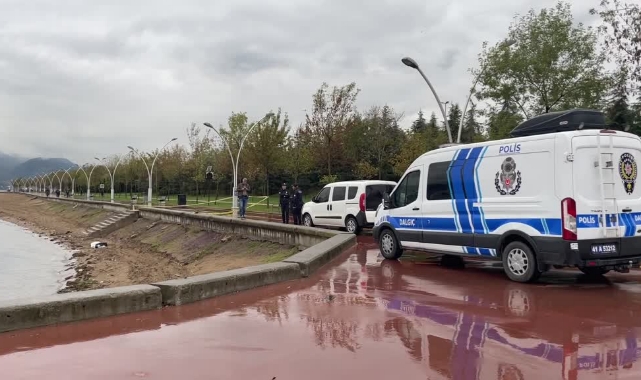 Sahilde Erkek Cesedi Bulundu
