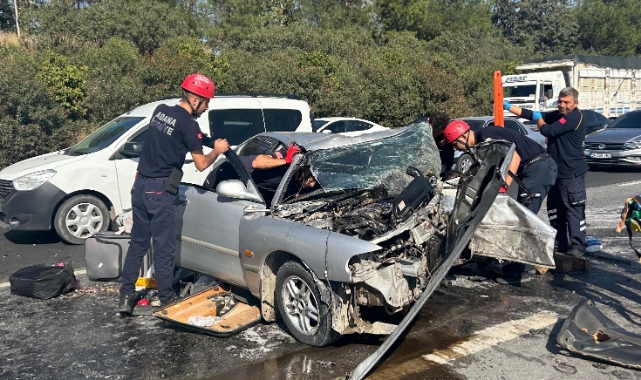 Trafik Kazasında Anne Öldü, Oğlu Yaralandı