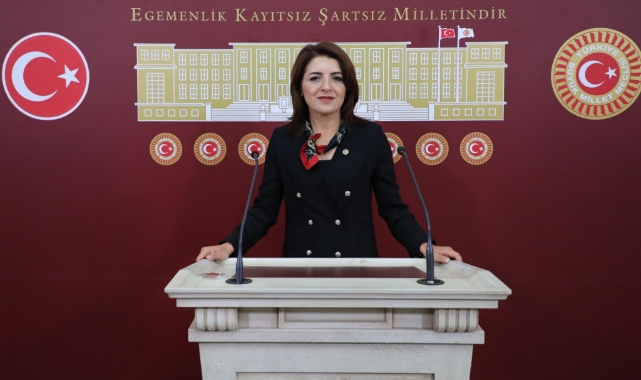 “Türkiye’nin Aydınlık Yarınlarının Mimarları Öğretmenlerimizdir”