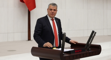 "Yaraları Sarmayıp Daha Da Kanatıyorlar"