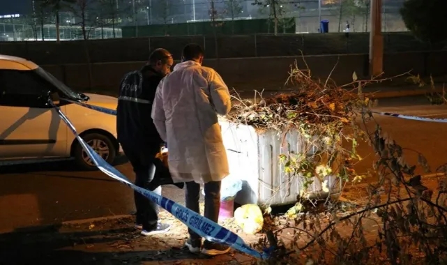 Yeni Doğmuş Bebeği Poşete Koyup Sokağa Attılar