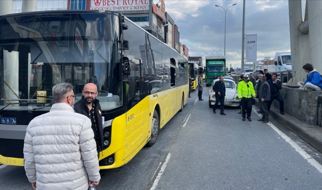Zincirleme Trafik Kazası:2 Yaralı