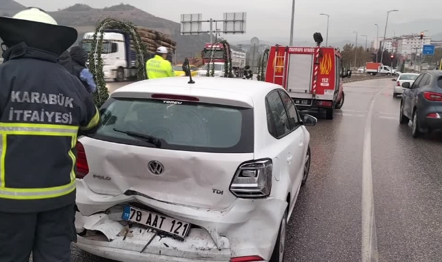 Zincirleme Trafik Kazası:3 Yaralı