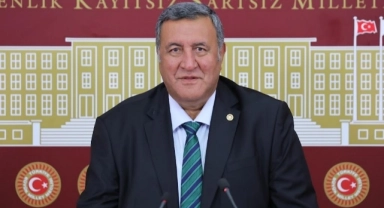 “10 Yılda 4197, 10 Ayda 350 Kadın Cinayete Kurban Gitti”