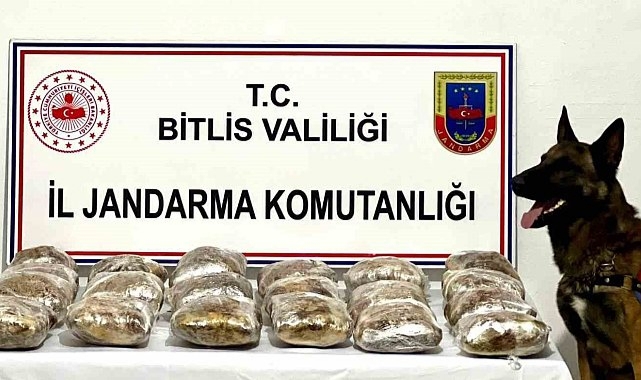2 Araçta 20 kilo 250 Gram Esrar Ele Geçirildi
