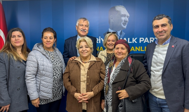 200 Kadın Törenle İYİ Parti'den CHP'ye Geçti