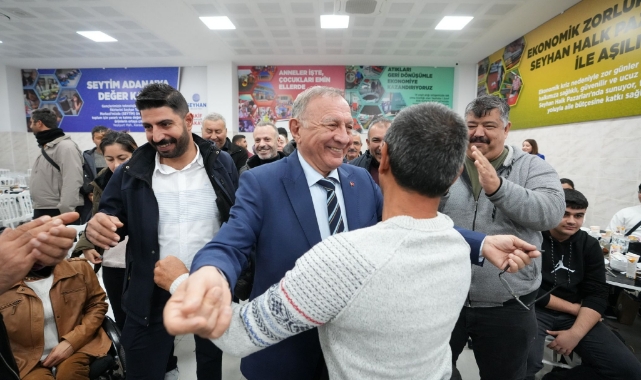 Başkan Akay Engelli Çalışanlarla Buluştu