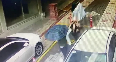 Çakarlı Sahte Polisler Hırsız Çıktı