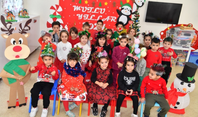 Çukurova’da Miniklerin Yeni Yıl Kutlaması