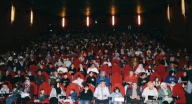 Eğitim-Bir-Sen Adana Şubesi'nden Sinema Etkinliği
