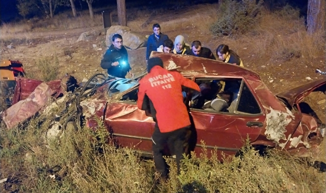 Ehliyetsiz Sürücü Aracıyla Şarampole Devrildi