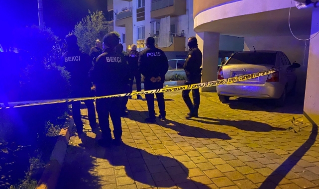 Evinin Önünde Silahla Öldürüldü