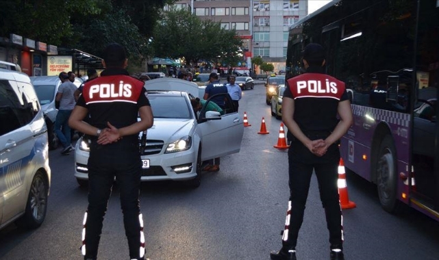"Huzur İstanbul" Denetimi:663 Firari Yakalandı