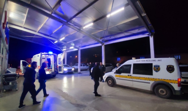 Kavgada Bıçakla Yaralanan Genç Hastanede Öldü