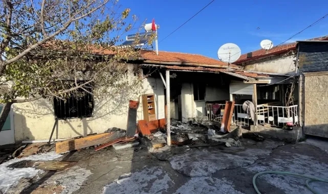 Uyuşturucu Bağımlısı Evini Ateşe Verdi!
