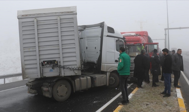 Zincirleme Trafik Kazası
