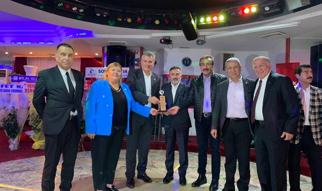 ZİRVEDEKİLER ÖDÜLLERİNİ ALDI