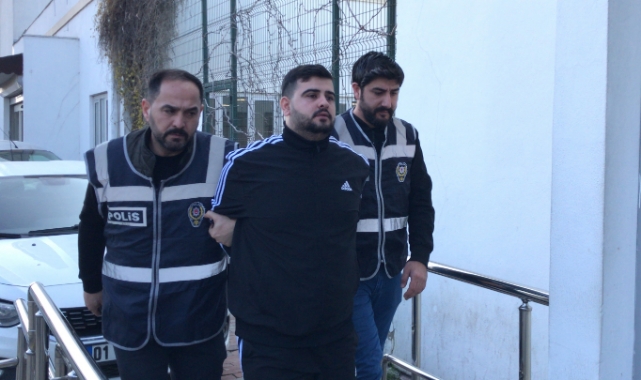 2 Kardeş Ruhsatsız Silah ve Çelik Yelekle Yakalandı