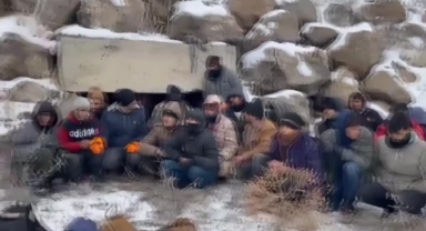 24 Düzensiz Göçmen Yakalandı