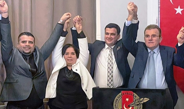 AP Adayı Mehmet Uyğur Büyük İlgi Görüyor
