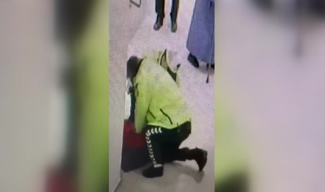 Bankada Kalbi Duran Kişiyi Trafik Polisleri Hayata Döndürdü