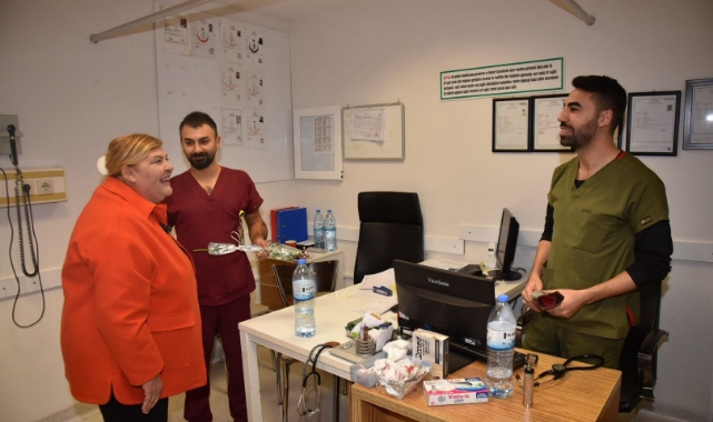 Başkan Erdem Yeni Yıla Görev Başındaki Personellerle Girdi