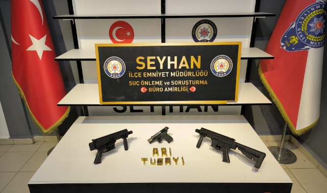 Bir Evde 3 Ruhsatsız Tabanca Ele Geçirildi
