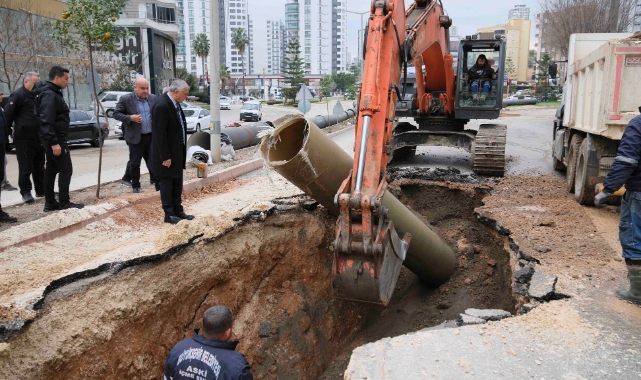 Hilmi Kürklü Bulvarı’nda 2 Km’lik Su Hattı Yenilendi
