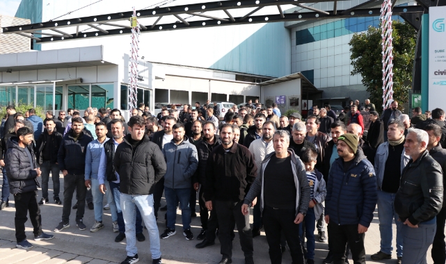 İşçilerden Maaş Eylemi!