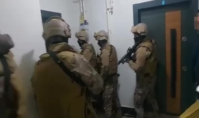 Kırmızı Bültenle Aranan Yabancı Uyruklu 18 Kişi Yakalandı