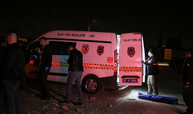 Kuzenler Arasındaki Alacak Verecek Meselesi Kanlı Bitti