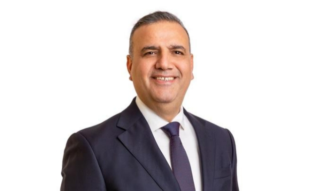 Orhan Bayram’dan Şehir Kütüphanesi