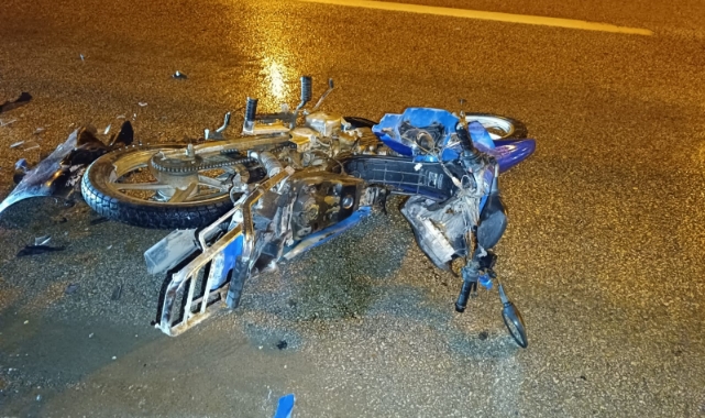 Otomobilin Çarpıp Kaçtığı Motosikletin Sürücüsü Öldü