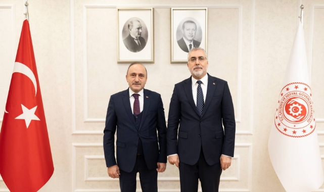 Öz Sağlık-İş:''Ek Protokol Mücadelemiz Devam Ediyor''