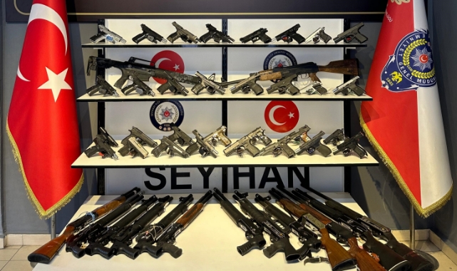 Ruhsatsız 50 Silah Ele Geçirildi