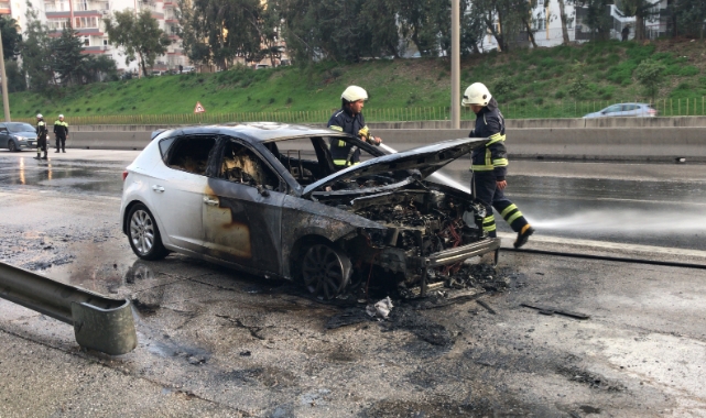 Seyir Halindeki Otomobil Yandı