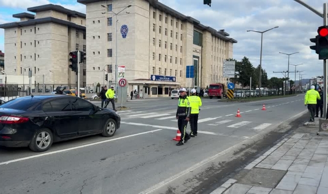 Yaya Geçidinde Kırmızı Işık Faciası