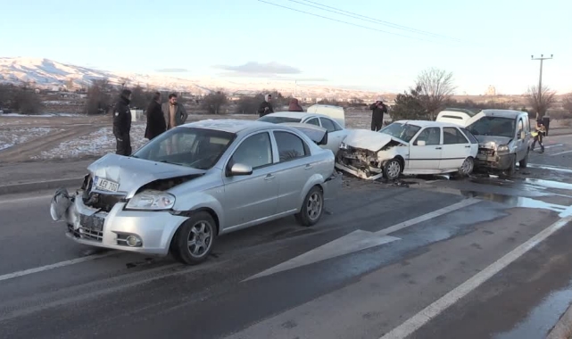 Zincirleme Trafik Kazası