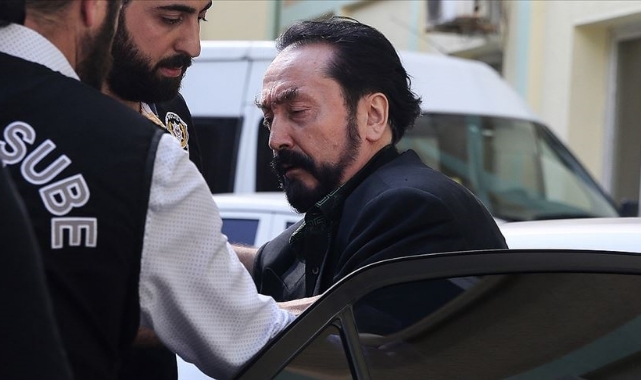 Adnan Oktar ve Örgüt Yöneticilerine Hapis Cezası