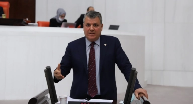 Ayhan Barut:''"Asıl Enkaz Altında Kalan İktidar!"